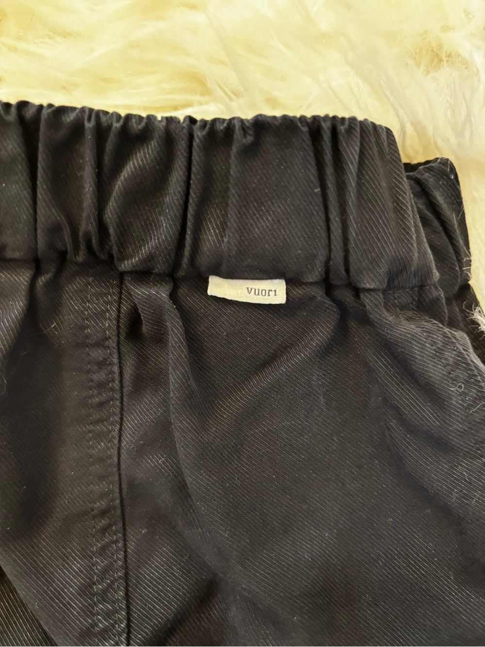 Vuori Coastline Joggers in Washed Black size XS - Picture 5 of 10